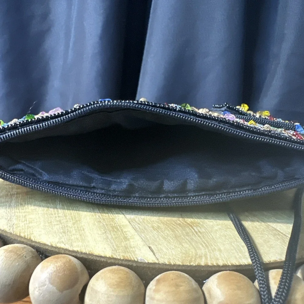 Shimmering Flowers Crossbody with stones and gems, cell phone Bag